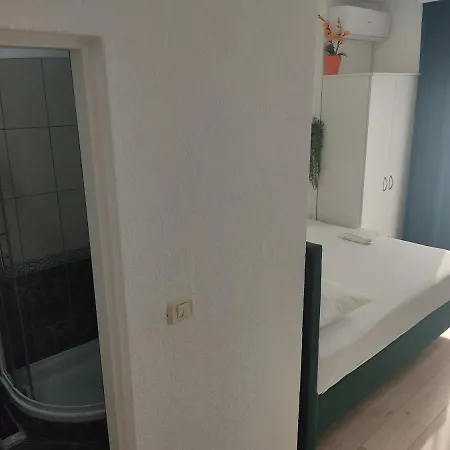 Studio Apartman Turanj